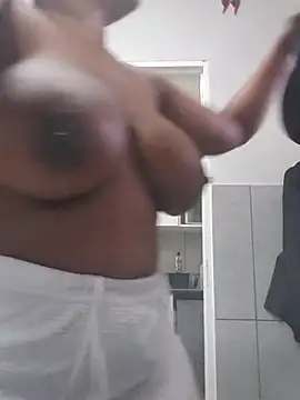 Snapshot of trickyOne chatting on 19, 11, 2025 trickyOne online show from 19, 11, 2025