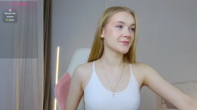 KumiKruz online show from 14, 11, 2025