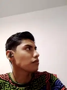 aispuro8505 online show from 4, 12, 2025