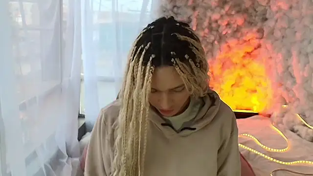 Snapshot of Aaron_Fordd chatting on 6, 3, 2026 Aaron Fordd online show from 6, 3, 2026