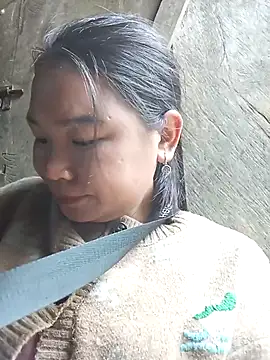 may-squirl online show from 16, 10, 2025