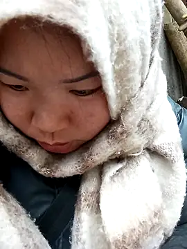 may-squirl online show from 15, 1, 2026