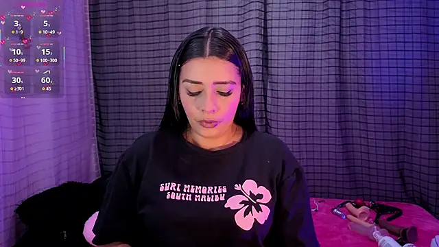 Kayleemorales online show from 19, 9, 2025