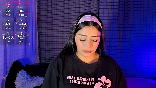 Kayleemorales online show from 8, 10, 2025