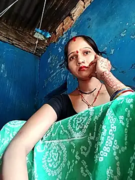 Snapshot of Jooli_xx chatting on 11, 9, 2025 Jooli xx online show from 11, 9, 2025