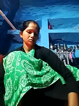 Snapshot of Jooli_xx chatting on 7, 10, 2025 Jooli xx online show from 7, 10, 2025