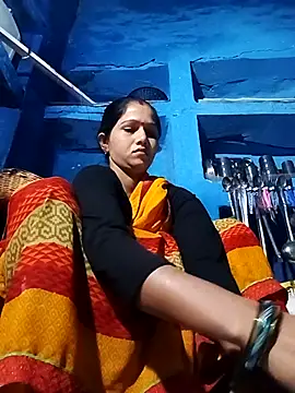 Snapshot of Jooli_xx chatting on 18, 10, 2025 Jooli xx online show from 18, 10, 2025