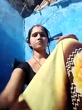 Jooli xx online show from 31, 3, 2026