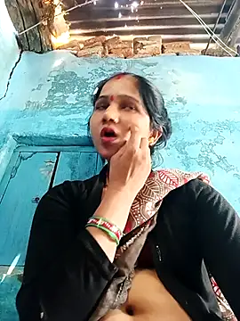 Jooli xx online show from 14, 4, 2026