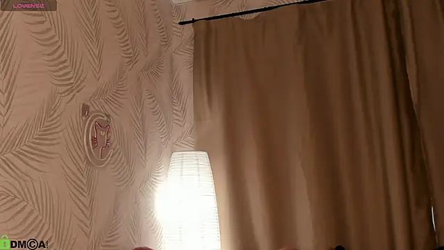 Agnes Passero online show from 6, 11, 2025