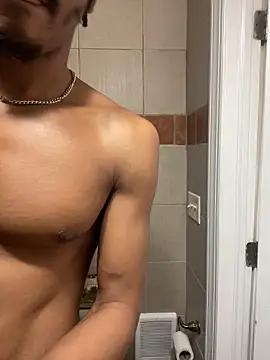 TRILLAHUNG online show from 5, 10, 2025