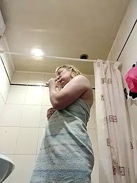 LiluLiluLilu online show from 16, 9, 2025