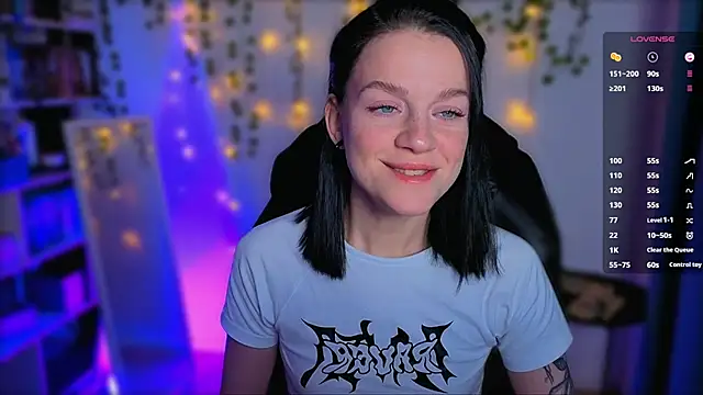 Snapshot of raspberry__girl_ chatting on 14, 9, 2025 raspberry  girl  online show from 14, 9, 2025