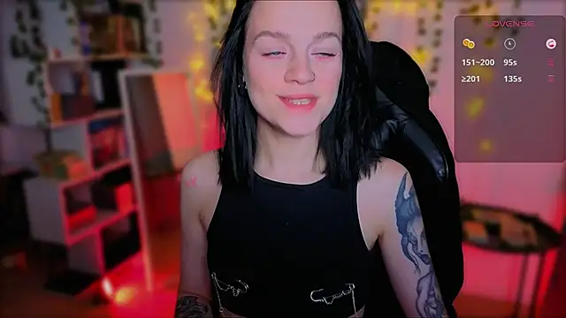 Snapshot of raspberry__girl_ chatting on 18, 9, 2025 raspberry  girl  online show from 18, 9, 2025