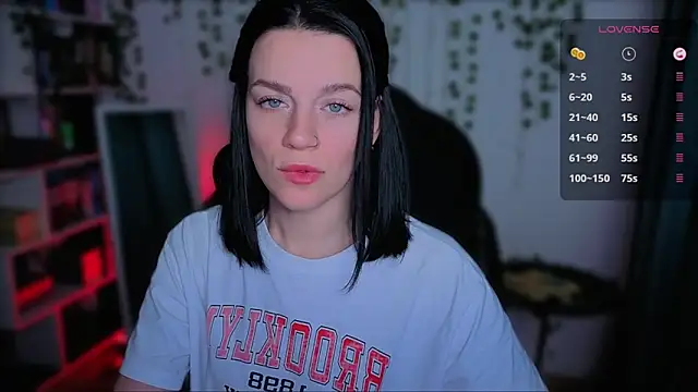 Snapshot of raspberry__girl_ chatting on 24, 9, 2025 raspberry  girl  online show from 24, 9, 2025
