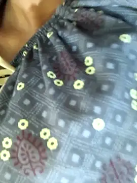 Snapshot of telugu_roja_099 chatting on 9, 10, 2025 telugu roja 099 online show from 9, 10, 2025