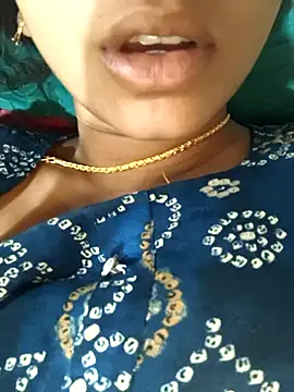 Snapshot of telugu_roja_099 chatting on 19, 11, 2025 telugu roja 099 online show from 19, 11, 2025