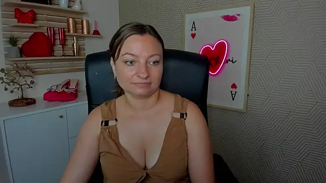 angelaSamt online show from 25, 6, 2026