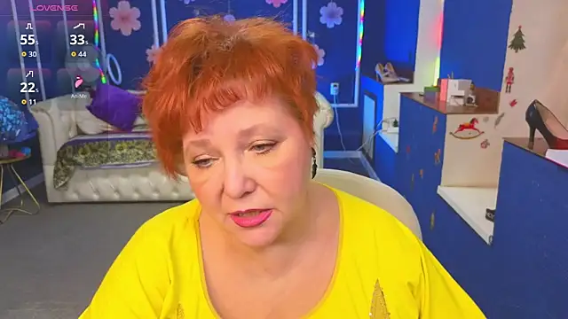 Kira Kenett online show from 3, 2, 2026