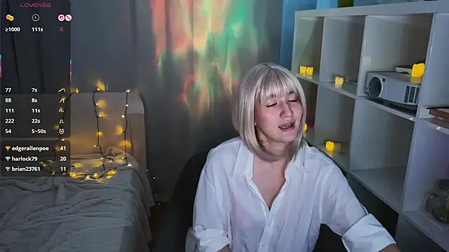 Snapshot of LunaXLoverx chatting on 19, 11, 2025 LunaXLoverx online show from 19, 11, 2025