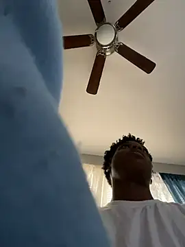 Snapshot of dmmeformerch chatting on 27, 2, 2026 dmmeformerch online show from 27, 2, 2026