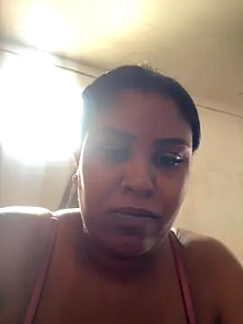 Snapshot of thamihravena chatting on 24, 11, 2025 thamihravena online show from 24, 11, 2025