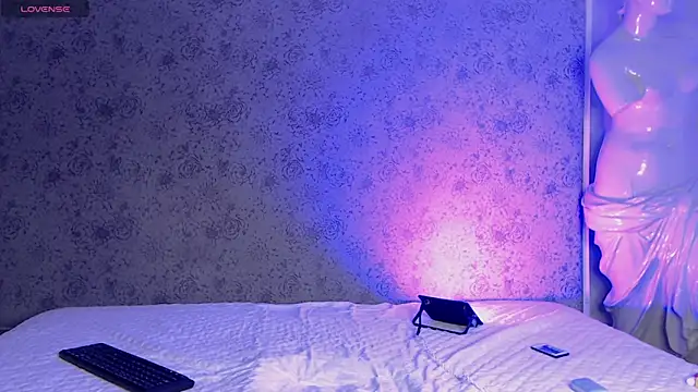 Melody Bakeer online show from 11, 9, 2025