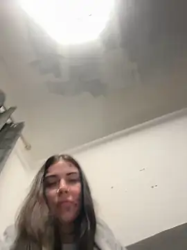 Snapshot of valentinalamont chatting on 21, 9, 2025 valentinalamont online show from 21, 9, 2025