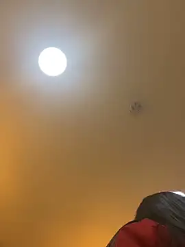 Snapshot of TiffanyyLam chatting on 20, 9, 2025 TiffanyyLam online show from 20, 9, 2025