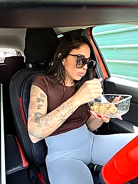 sexy7883 online show from 17, 4, 2026