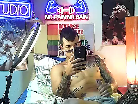 Strongcockfitness online show from 2, 10, 2025