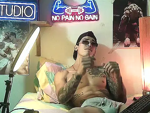 Strongcockfitness online show from 4, 11, 2025