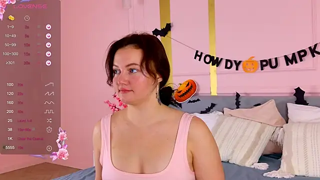 Snapshot of AnnySue_ chatting on 28, 10, 2025 AnnySue online show from 28, 10, 2025