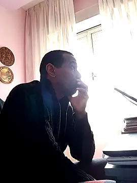 estrogeni online show from 23, 4, 2026