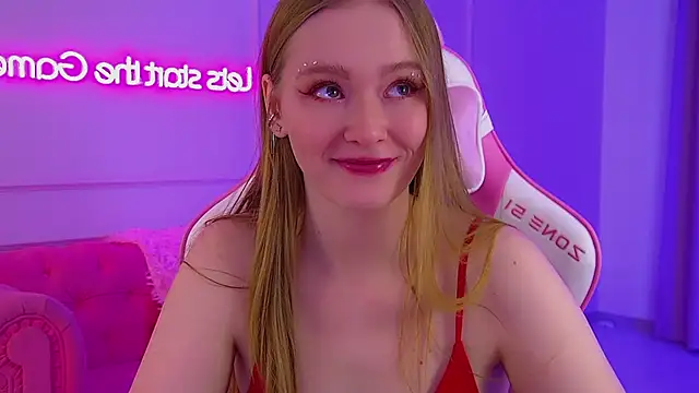 Snapshot of AgataFoxley chatting on 4, 2, 2026 AgataFoxley online show from 4, 2, 2026