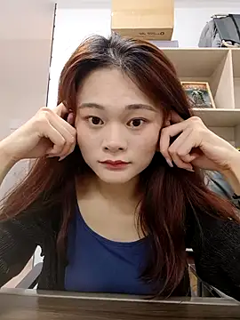 Snapshot of Xxq-20 chatting on 25, 9, 2025 Xxq-20 online show from 25, 9, 2025