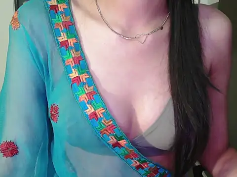 cute seemu online show from 6, 4, 2026