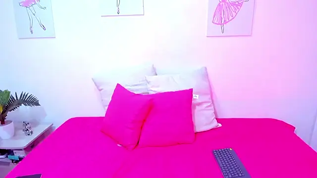 Hill Brownie online show from 21, 10, 2025