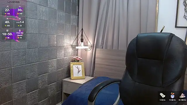 Snapshot of Iantwink18 chatting on 6, 10, 2025 Iantwink18 online show from 6, 10, 2025