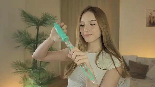 Snapshot of Vegas_V chatting on 14, 11, 2025 Vegas V online show from 14, 11, 2025