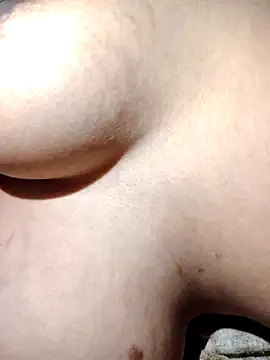 Hot lali 555 online show from 26, 4, 2026