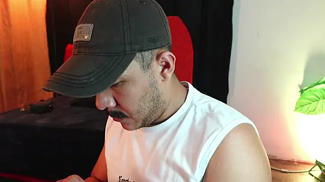 Misterjhons2 online show from 9, 4, 2026