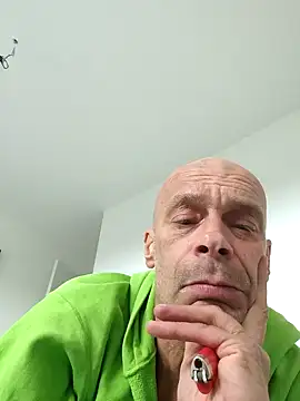 nolliebollieeeeeee online show from 6, 10, 2025