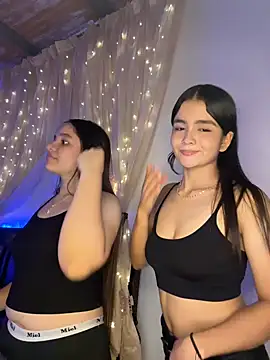 Ashley and Zoe online show from 5, 1, 2026