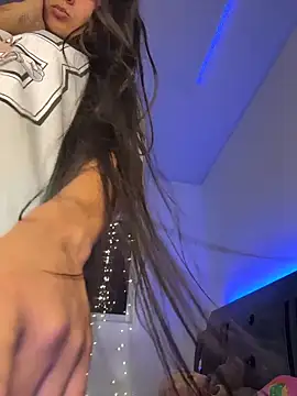 Ashley and Zoe online show from 8, 3, 2026