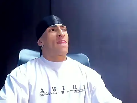 Snapshot of adrian_ray chatting on 8, 10, 2025 adrian ray online show from 8, 10, 2025