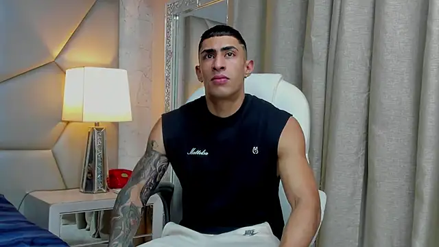 Snapshot of adrian_ray chatting on 10, 11, 2025 adrian ray online show from 10, 11, 2025