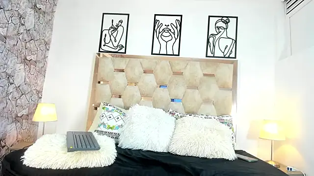 Snapshot of Isabell_Villa chatting on 10, 9, 2025 Isabell Villa online show from 10, 9, 2025