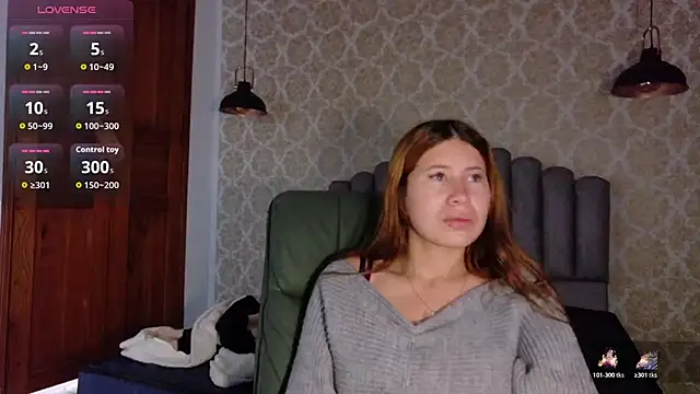 Olivia11  online show from 3, 12, 2025