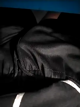 Thanhk77777 online show from 8, 11, 2025